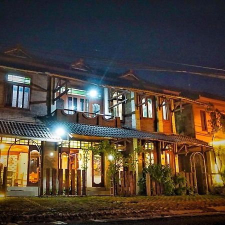 Ary'S Hotel By Cocotel Jogjacarta Exterior foto